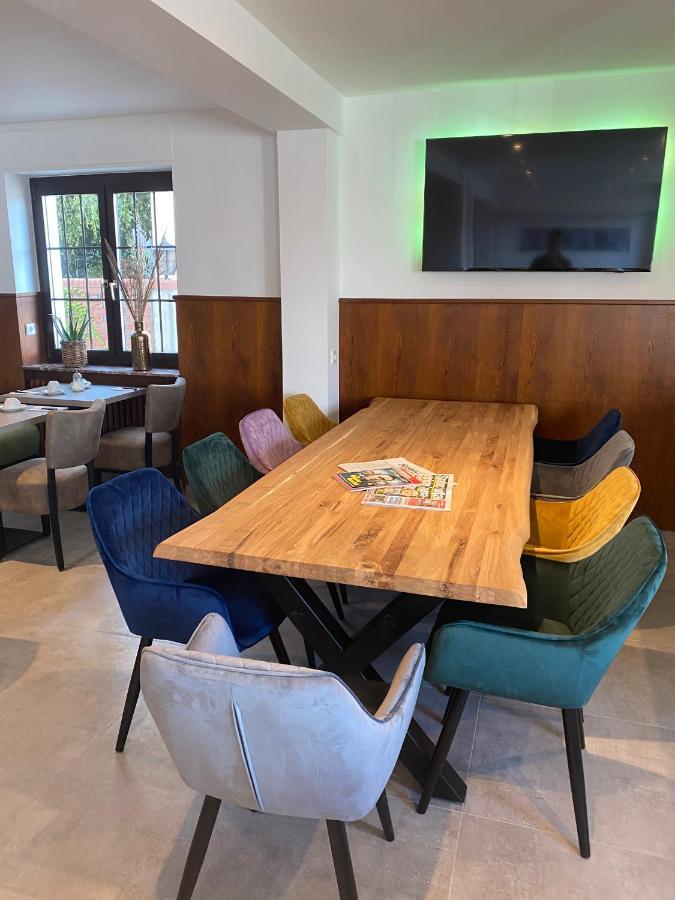 Hotel B4 Лимбург-на-Лане Екстериор снимка